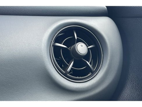 Used 2017 Toyota Corolla L image 28