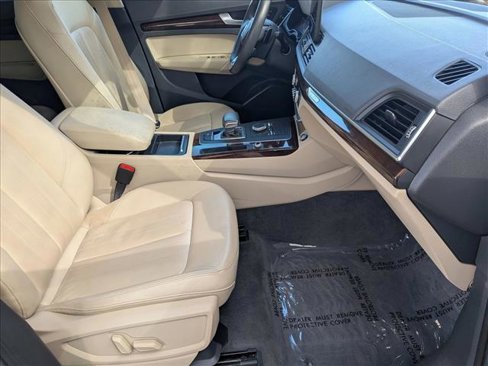 Used 2019 Audi Q5 2.0T Premium w/ Convenience Package image 23