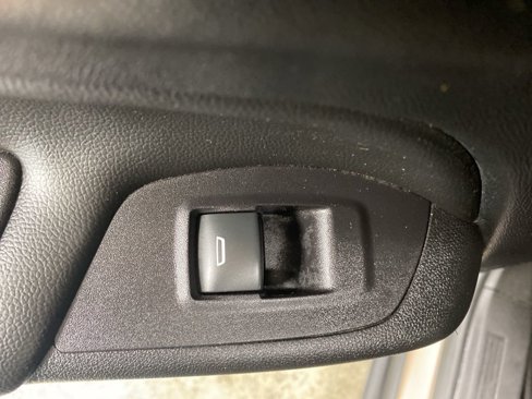 Used 2019 Chevrolet Equinox LT image 24