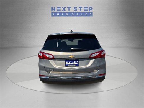 Used 2018 Chevrolet Equinox LT image 7