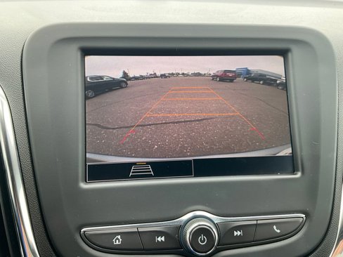 Used 2023 Chevrolet Equinox LT image 11