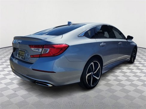 Used 2018 Honda Accord Sport image 7