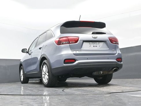 Used 2020 Kia Sorento LX w/ LX I4 Convenience Package image 18