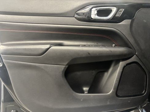 Used 2022 Jeep Compass Trailhawk w/ Trailhawk Elite Group image 4