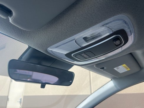 Certified 2025 Hyundai Elantra SE image 43