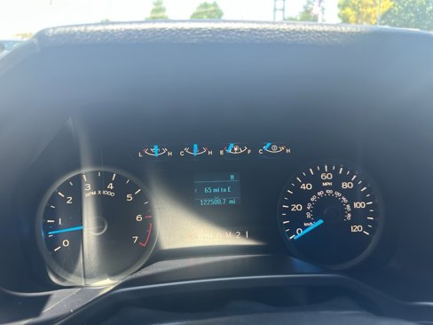 Used 2016 Ford F150 XLT image 28