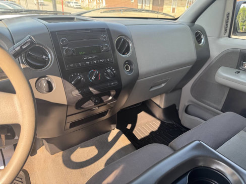 Used 2004 Ford F150 XLT image 16