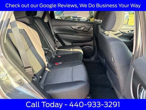 Used 2018 Nissan Rogue SV image 36