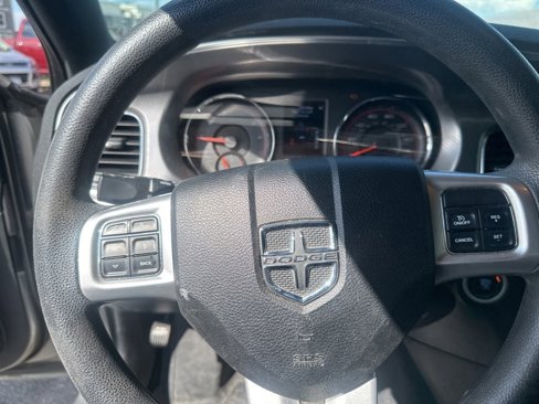 Used 2012 Dodge Charger SE image 19