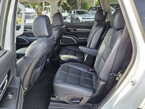 Used 2022 Kia Telluride EX w/ EX Premium Package image 13