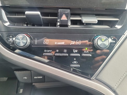 Used 2023 Toyota Camry LE image 24