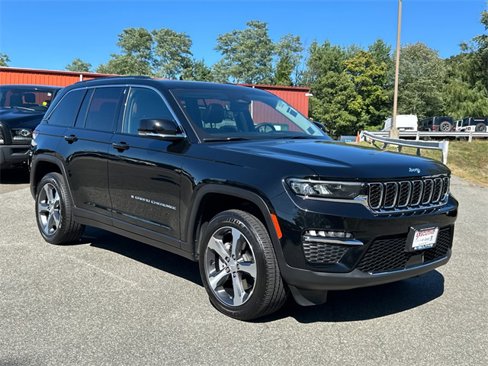 Used 2023 Jeep Grand Cherokee 4WD 4xe image 5