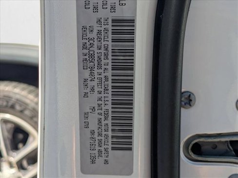 Used 2019 Jeep Compass Latitude w/ Popular Equipment Group image 19