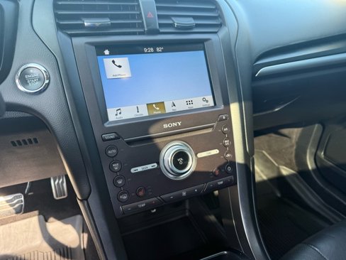 Used 2017 Ford Fusion Titanium image 17