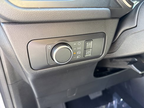 Used 2022 Ford Escape SE image 19