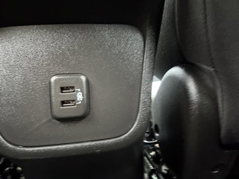 Used 2023 Chevrolet Equinox LT image 23
