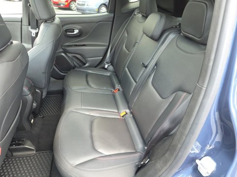 Used 2022 Jeep Renegade Trailhawk w/ Sun/Sound Group image 33