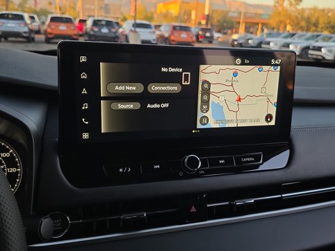 New 2025 Mitsubishi Outlander SE image 15