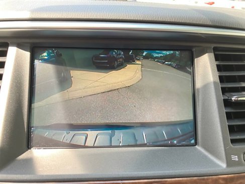 Used 2019 Nissan Armada SV image 10