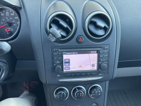 Used 2012 Nissan Rogue SV w/ Premium Pkg image 12
