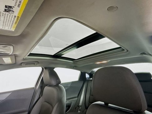 Used 2024 Chevrolet Malibu LT image 21