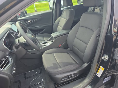 Used 2021 Chevrolet Malibu LT image 9