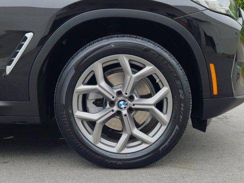 Used 2023 BMW X3 sDrive30i w/ Convenience Package image 9