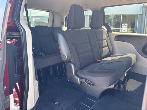 Used 2017 Dodge Grand Caravan SE w/ Power Window Group image 16