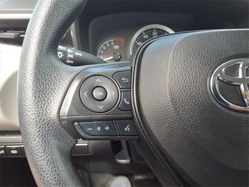 Certified 2022 Toyota Corolla LE image 18