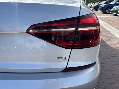 Used 2018 Volkswagen Passat 2.0T SE image 42
