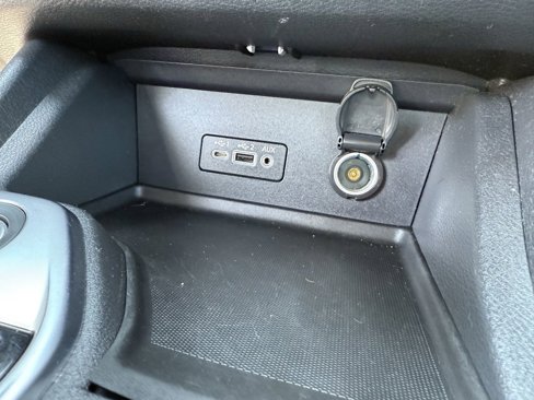 Used 2022 Nissan Sentra SV image 25