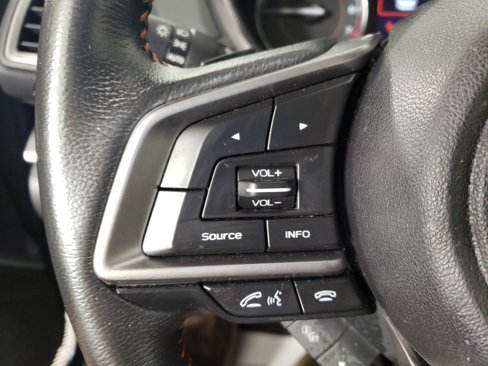 Used 2019 Subaru Crosstrek 2.0i Limited w/ Moonroof Package w/Navigation image 18