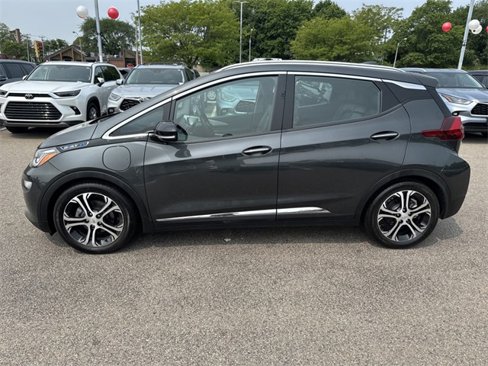 Used 2021 Chevrolet Bolt Premier w/ Infotainment Package image 8