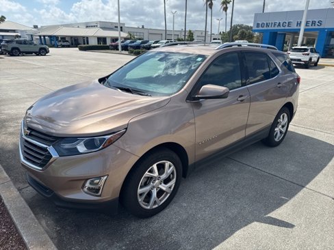Used 2018 Chevrolet Equinox LT image 3