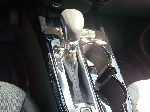 New 2025 Chevrolet Trax LT w/ Sunroof Package image 15