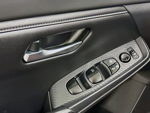 Used 2022 Nissan Sentra SV image 15