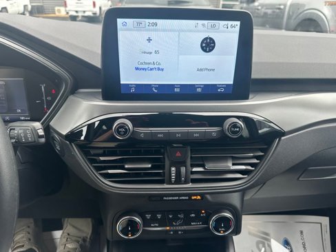 New 2025 Ford Escape Active image 8