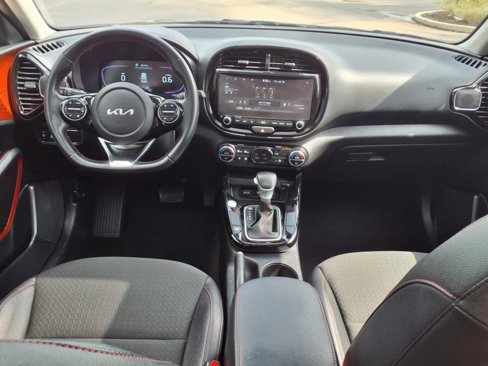 Used 2023 Kia Soul GT-Line image 9