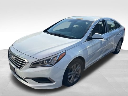 Used 2016 Hyundai Sonata SE image 3