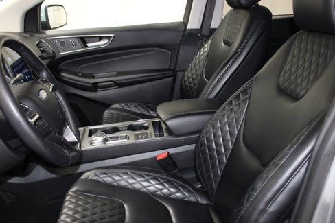 Used 2024 Ford Edge Titanium image 12