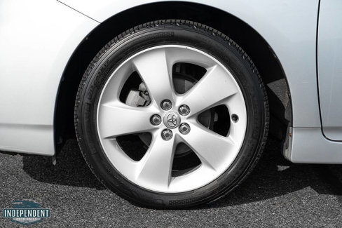 Used 2011 Toyota Prius Five image 7