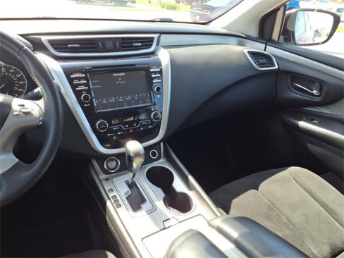 Used 2015 Nissan Murano SV w/ Cargo Package w/Cover image 10