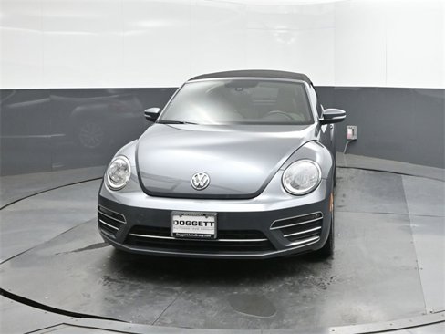 Used 2017 Volkswagen Beetle 1.8T Classic image 25