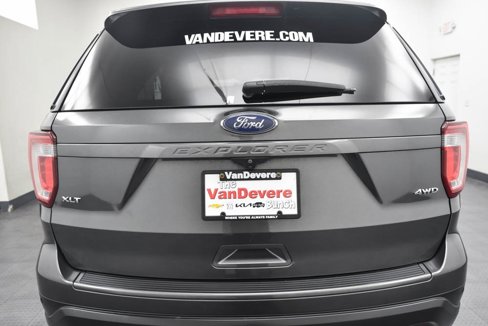Used 2019 Ford Explorer XLT w/ Equipment Group 202A image 6