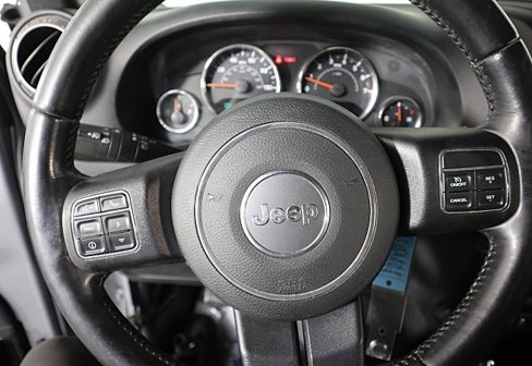 Used 2016 Jeep Wrangler Sport image 38