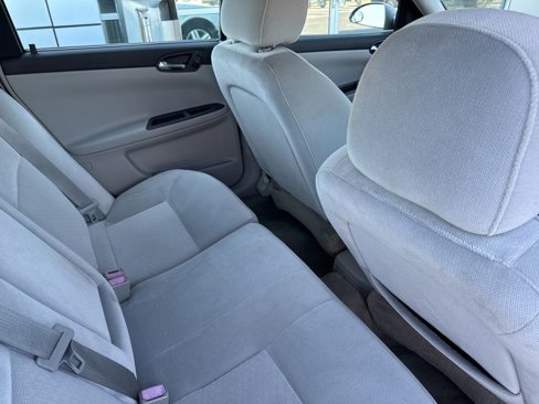 Used 2014 Chevrolet Impala LT w/ LT Sunroof Package image 21