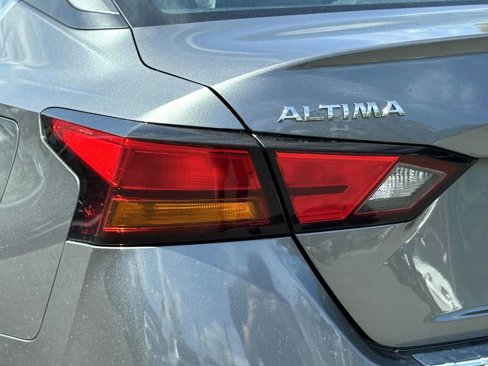 Certified 2022 Nissan Altima 2.5 SV image 10
