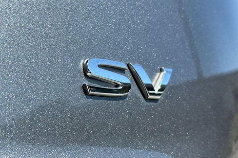Used 2023 Nissan Rogue SV image 15