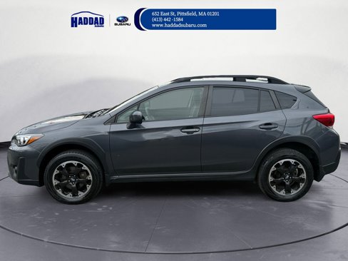 Used 2023 Subaru Crosstrek 2.0i Premium image 3