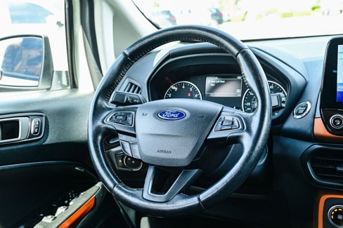 Used 2021 Ford EcoSport SE w/ SE Convenience Package image 16